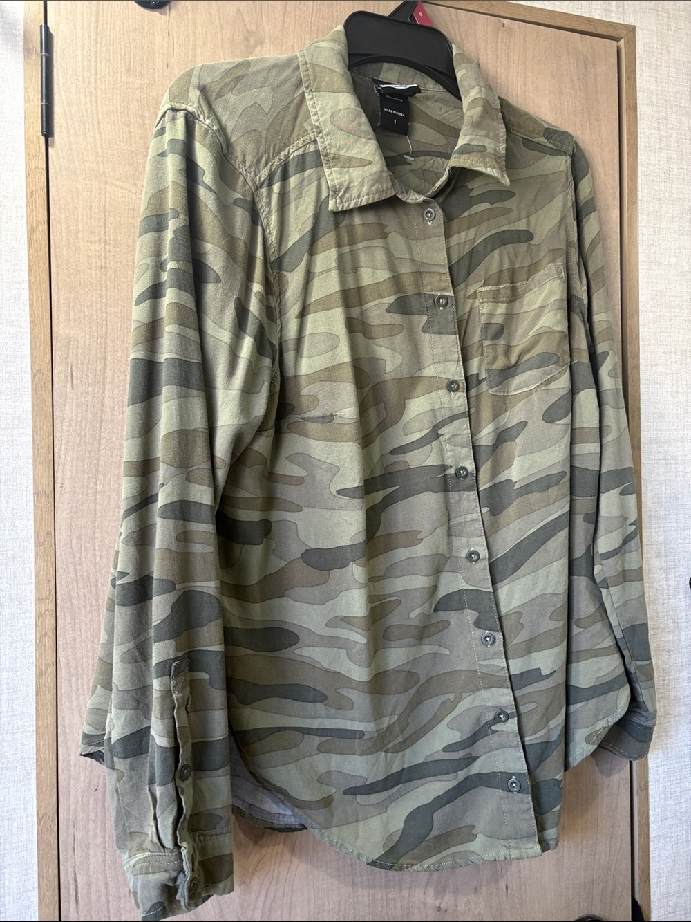 Torrid Jurassic Park Olive Green Camo Long Sleeve Button Shirt